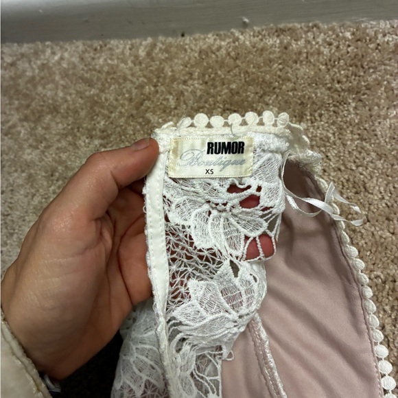 White Lace Floral Dress/Romper - Picture 4 of 4